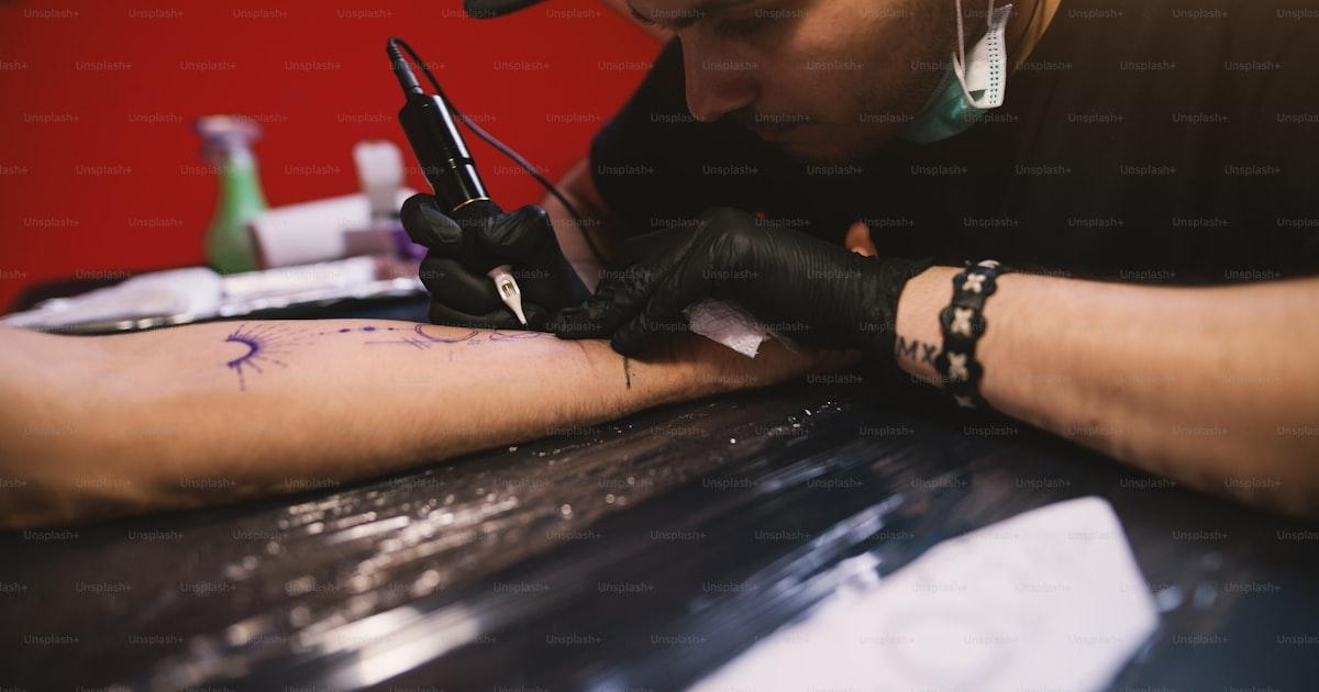 Buchhaltung für Tattoo-Studios Schweiz — alles was du wissen musst