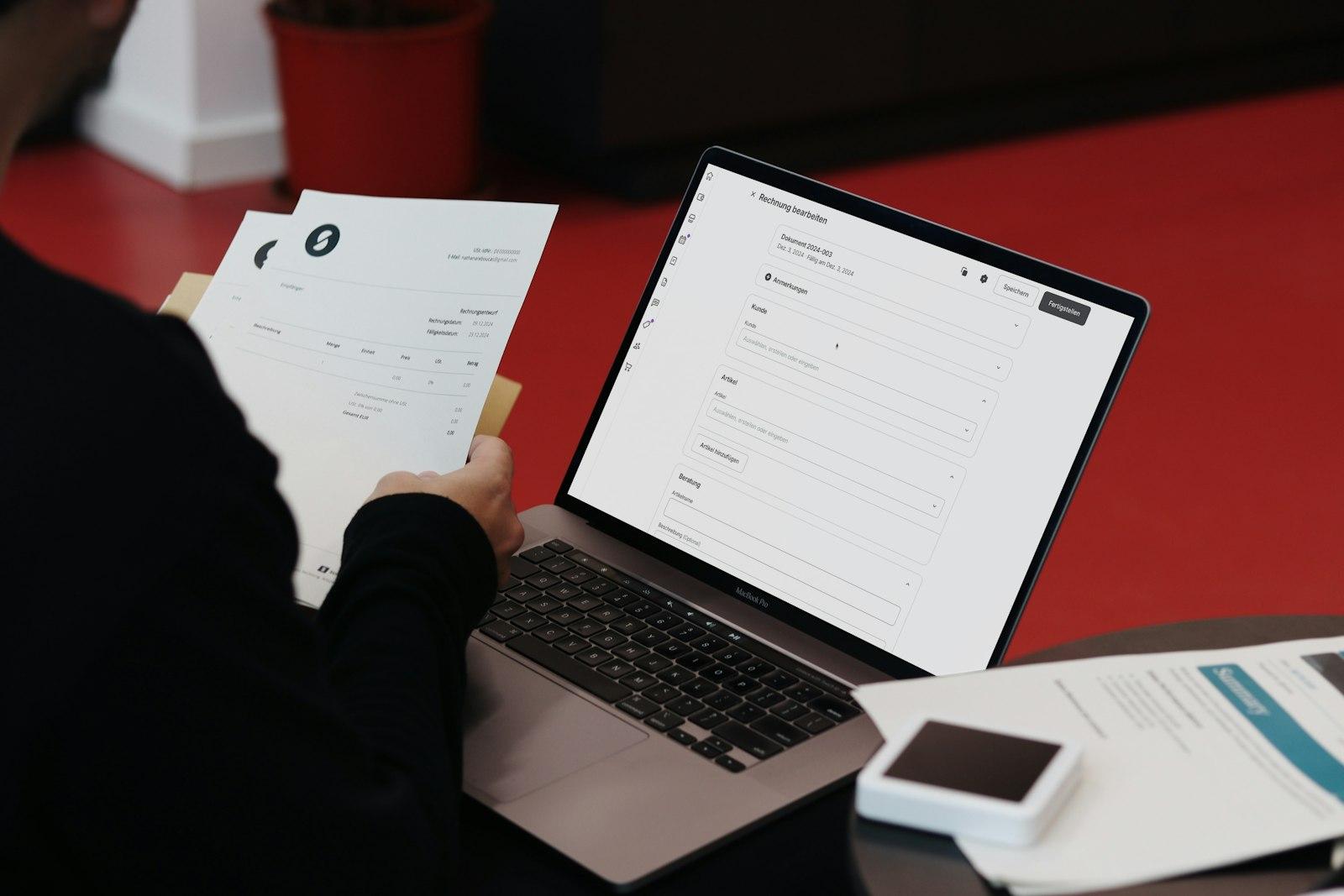 Rechnungsprogramm Schweiz 2026: 10 Tools im ehrlichen Vergleich